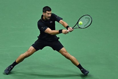 Djokovic mostró temple y consistencia en los momentos clave ante Taylor Fritz.