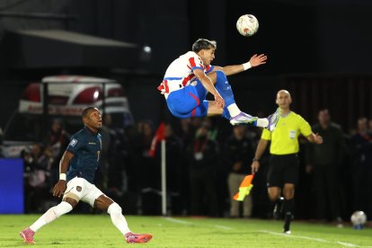 Ecuador visita a Paraguay.