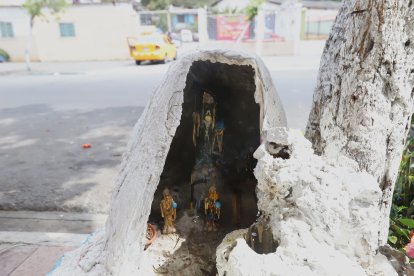 La gruta de la Santa Muerte.