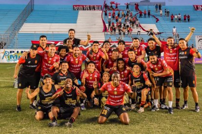 Deportivo Cuenca llegó a octavos de final tras eliminar a Guayaquil City.