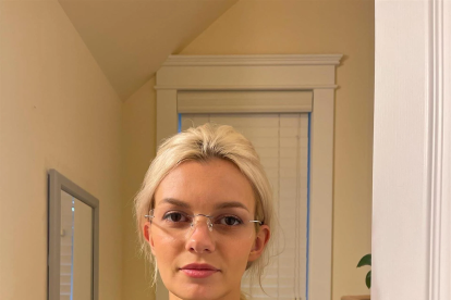 Ella era Iryna Zarutska, la joven apuñalada en un transporte público de Estados Unidos.