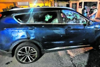 El vehículo de Édison Rodríguez recibió 80 impactos de bala, sin contar los disparos que alcanzaron sus neumáticos.