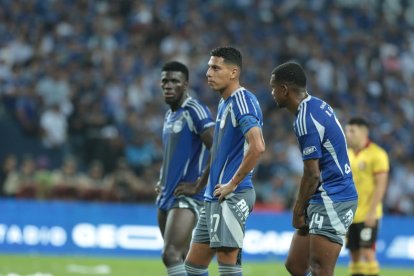 Emelec sufrió la derrota por Barcelona en el estadio Capwell.
