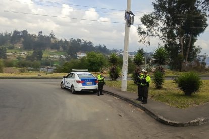 Los Policías realizan controles en las principales vías de acceso a Tungurahua y este viernes 19 de septiembre no se presentaron novedades de bloqueos de carreteras.
