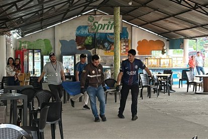 Los cuerpos de las víctimas fueron levantados por agentes de Criminalística.