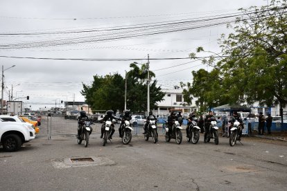 La cárcel de Machala ya está bajo el control policial.
