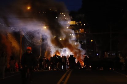 Protestas y bloqueos de vías en Ecuador durante el paro nacional de septiembre 2025.