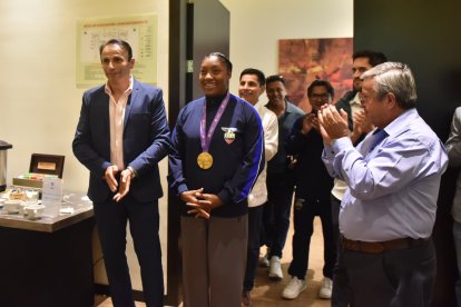 La campeona impuso un nuevo récord nacional.