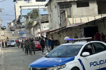 El drama y el dolor se apoderó del centro de Manta, tras el crimen de la comerciante María Choez