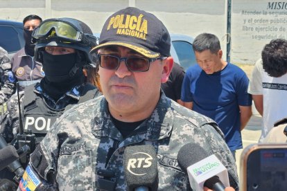 El Coronel de Policía, Jorge Hadatti Buchelli, jefe del comando provincial en su informe de las acciones realizadas.
