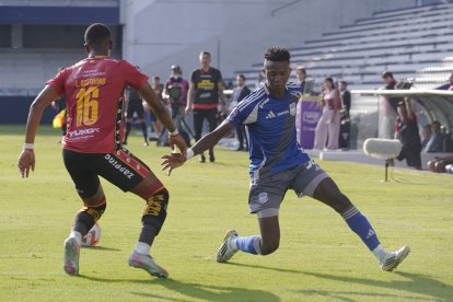 Emelec se impuso 3-1 ante Deportivo Cuenca en el Capwell.