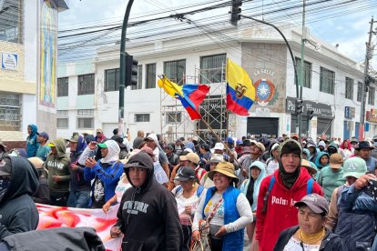 La gente se movilizó por diferentes partes de Ibarra, en Imbabura.