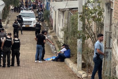 Familiares de la víctima protagonizaron escenas de dolor y drama en el callejón Princesa Diana