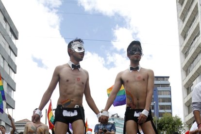 Usuarios de la app denuncian riesgos como tener encuentros sexuales sin protección o ser víctimas de fraudes y de violencia.