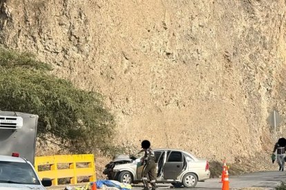Así quedó el vehículo que transportaba a la familia.