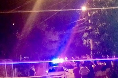 Koraima fue asesinada al interior de un taxi. Un acompañante está gravemente herido.