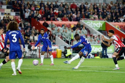 Moisés Caicedo es uno de los más votados por los hinchas.