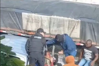 Habitantes de Imbabura hicieron públicas imágenes de detenidos.