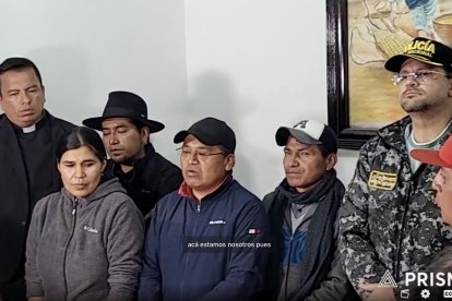 La reunión entre líderes indígenas y autoridades del Gobierno fue en Imbabura.