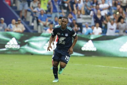 Bryan Angulo fue herido en un ataque armado.