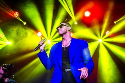 El cantautor colombiano Manuel Medrano cantará en el Coliseo Jefferson Pérez de Cuenca el 1 de noviembre de 2025.