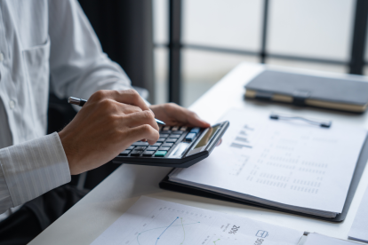 Si te quedaste sin empleo, debes reajustar tus gastos.