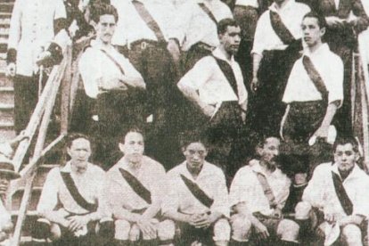 La primera foto de los jugadores del Club Universitario.