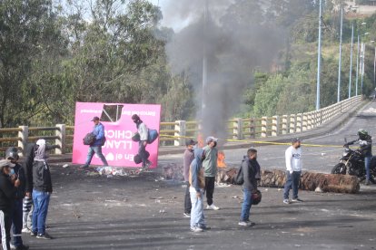 En Quito hubo varios enfrentamientos entre la ciudadanía y las fuerzas del orden. Pese al fin del paro nacional, el descontento con la policías y militares se mantiene.