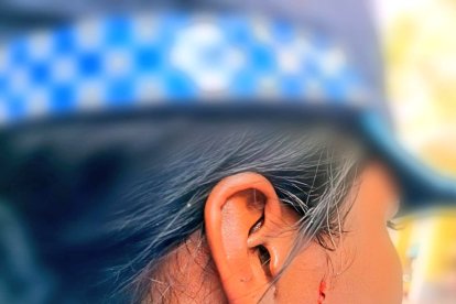 Una agente de control municipal resultó herida tras el enfrentamiento.