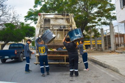La Municipalidad de Playas busca un sistema transparente para el cobro de la recolección de basura tras la suspensión de la TRB.