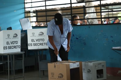 Existen más de 480.000 ciudadanos empadronados fuera del territorio nacional