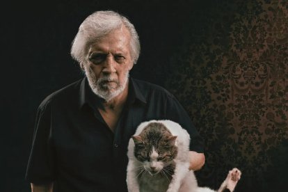 Jaime Bonelli, protagonista de la película quien falleció en 2024, junto a Rebeca.