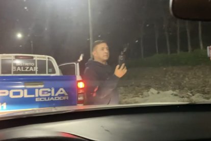 El padre Chucho grabó un video para sus redes sociales tras el incidente.
