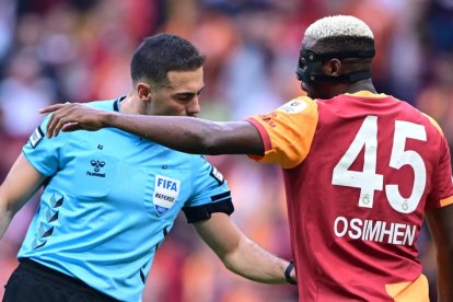 Más de 100 árbitros sancionados con meses o hasta incluso años sin dirigir.