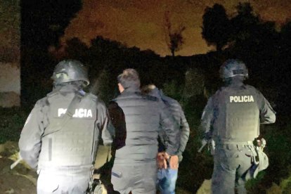 Uno de los implicados es menor de edad y sería cómplice.