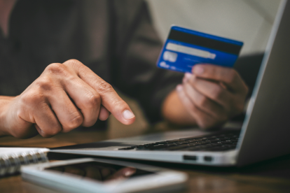 Black Friday 2025: puedes usar tu tarjeta de crédito en diferentes vías, pero con cautela.