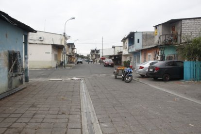 El hecho se registró en la 34 y Capitán Nájera, la madrugada de este jueves.