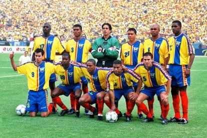 La histórica alineación de Ecuador que clasificó de forma inédita a un Mundial.