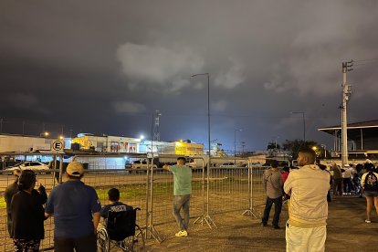 La policía habla extraoficialmente de 27 reos fallecidos, la mayoría por asfixia.