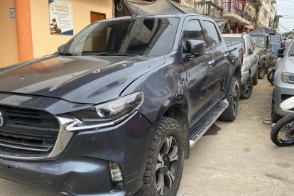 Galo Meza, alcalde de Balzar, sufrió atentado cuando se movilizaba en su camioneta.