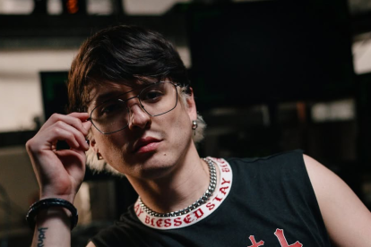 Christopher Vélez es una cantante que formó parte de la agrupación CNCO.