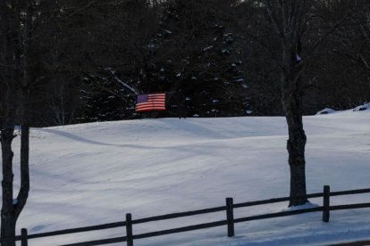 Acumulaciones de nieve podrían ralentizar tanto viajes cortos como trayectos interestatales.