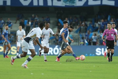 Emelec y Liga de Quito se enfrentarán en el Capwell.