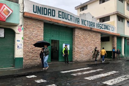 Uno de los recintos electorales de Cotopaxi. Autoridades reportan normalidad en las votaciones de este 16 de noviembre de 2025.