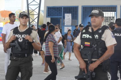 En la zona 8 se avanza con la jornada electoral de este16 de noviembre.