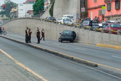 La Policía llegó al sitio del suceso.
