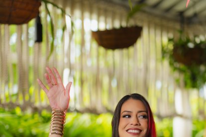 Andrea Nivelo se ha ganado un espacio en una labor donde han dominado los hombres por años.