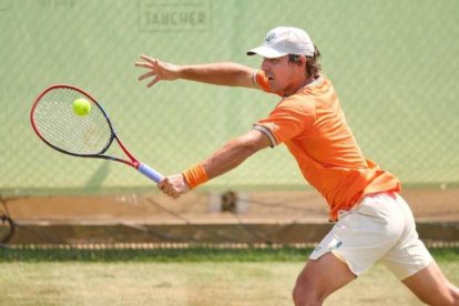 Diego Hidalgo figura entre los favoritos al título en dobles.