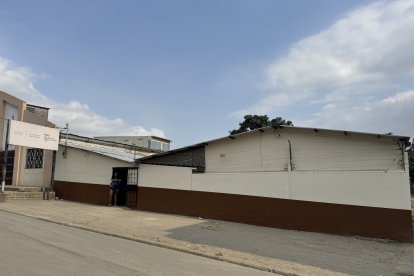 El centro de salud de Socio Vivienda 2 no cuenta con guardias de seguridad.