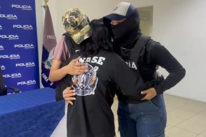 La joven fue entregada por la Policía a sus familiares.